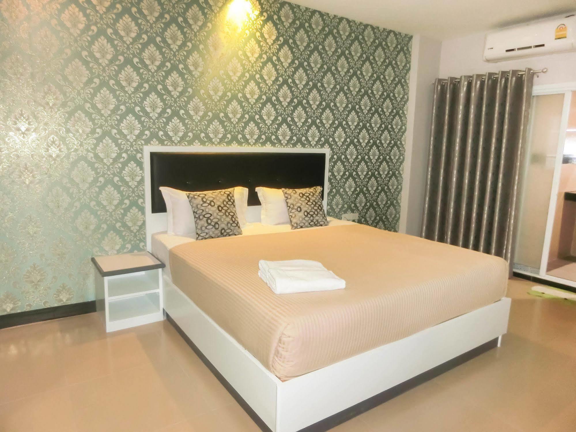The Premium Residence Roi Et Exterior photo